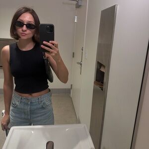 Aritzia Babaton top